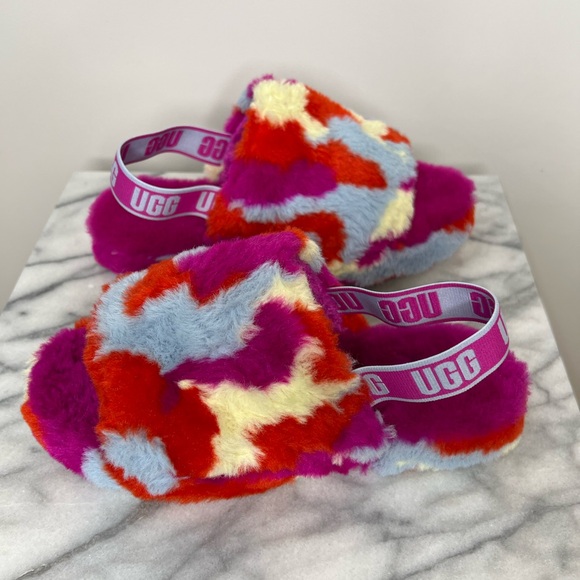 UGG Fluff Yeah Multi Color Hot Pink Fuzzy Strap Logo Slipper - Picture 1 of 10